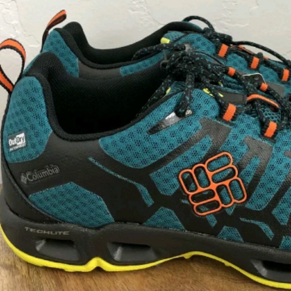 Columbia Ventrailia Size 10.5 NWT